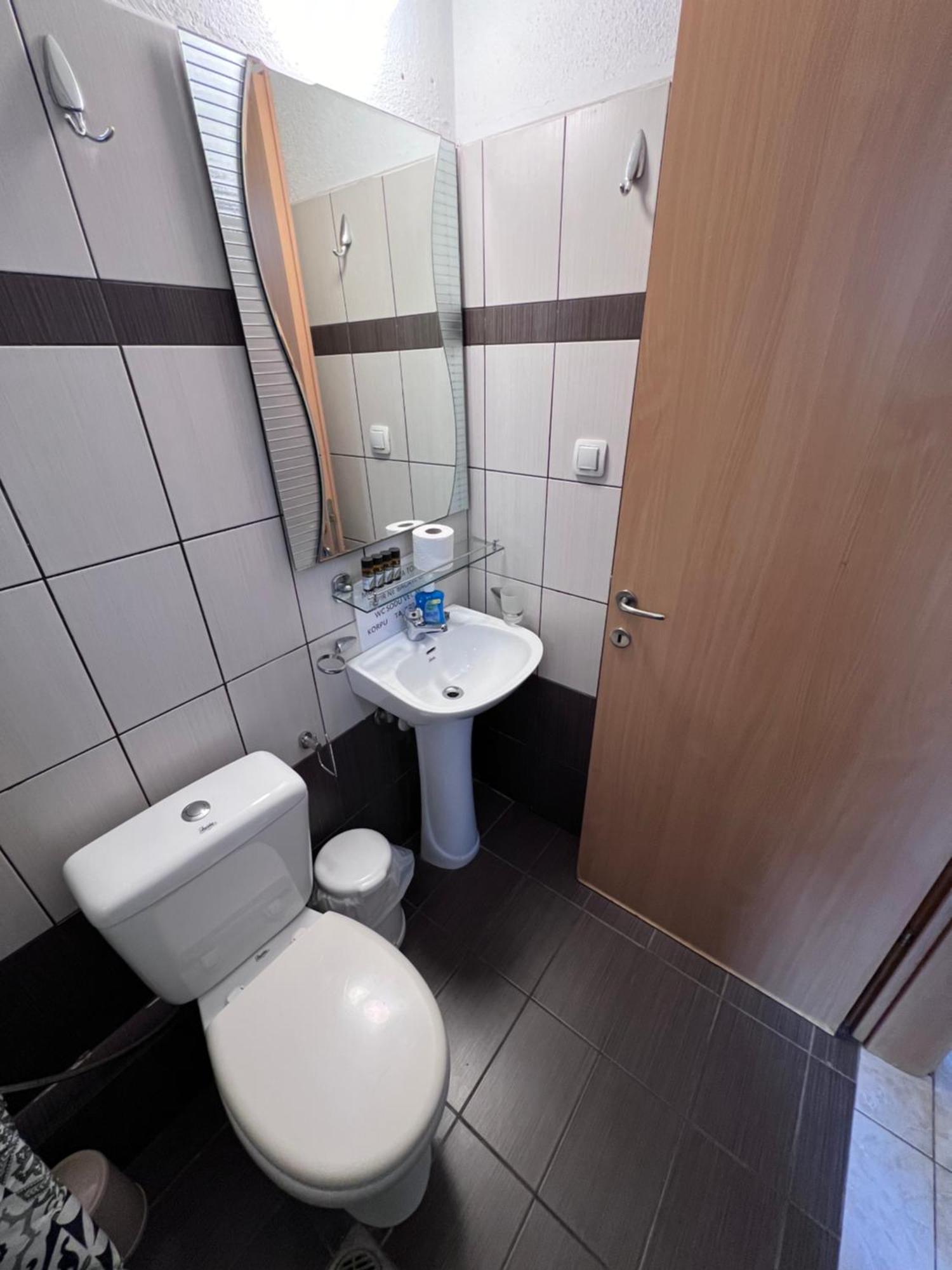 Dimos Apartments Коккінон-Нерон Екстер'єр фото